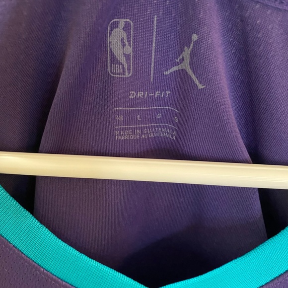 Charlotte Hornets Basketball Jersey #2 LaMelo - Picture 3 of 4